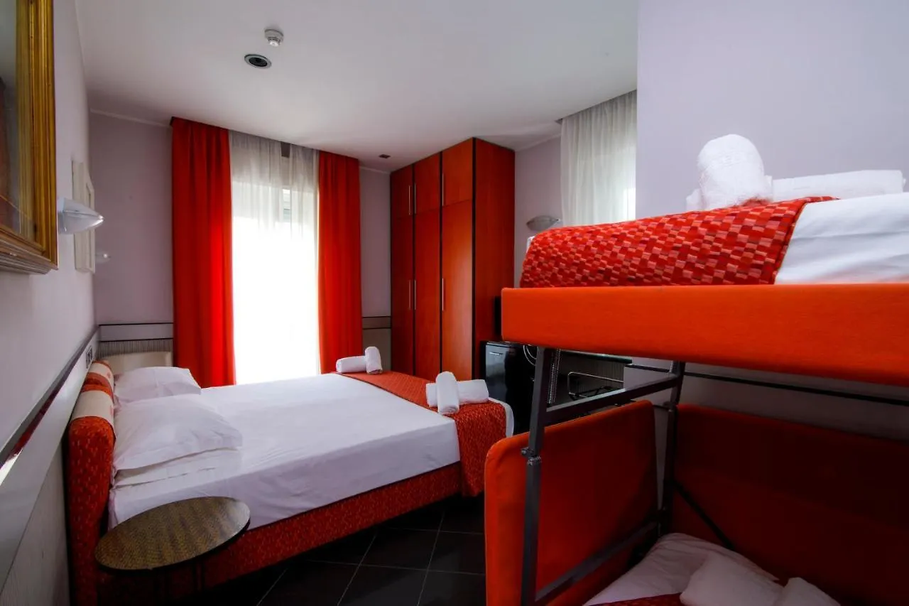 Hotel Derby Римини